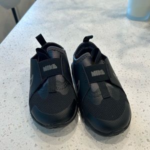 Nike water shoes